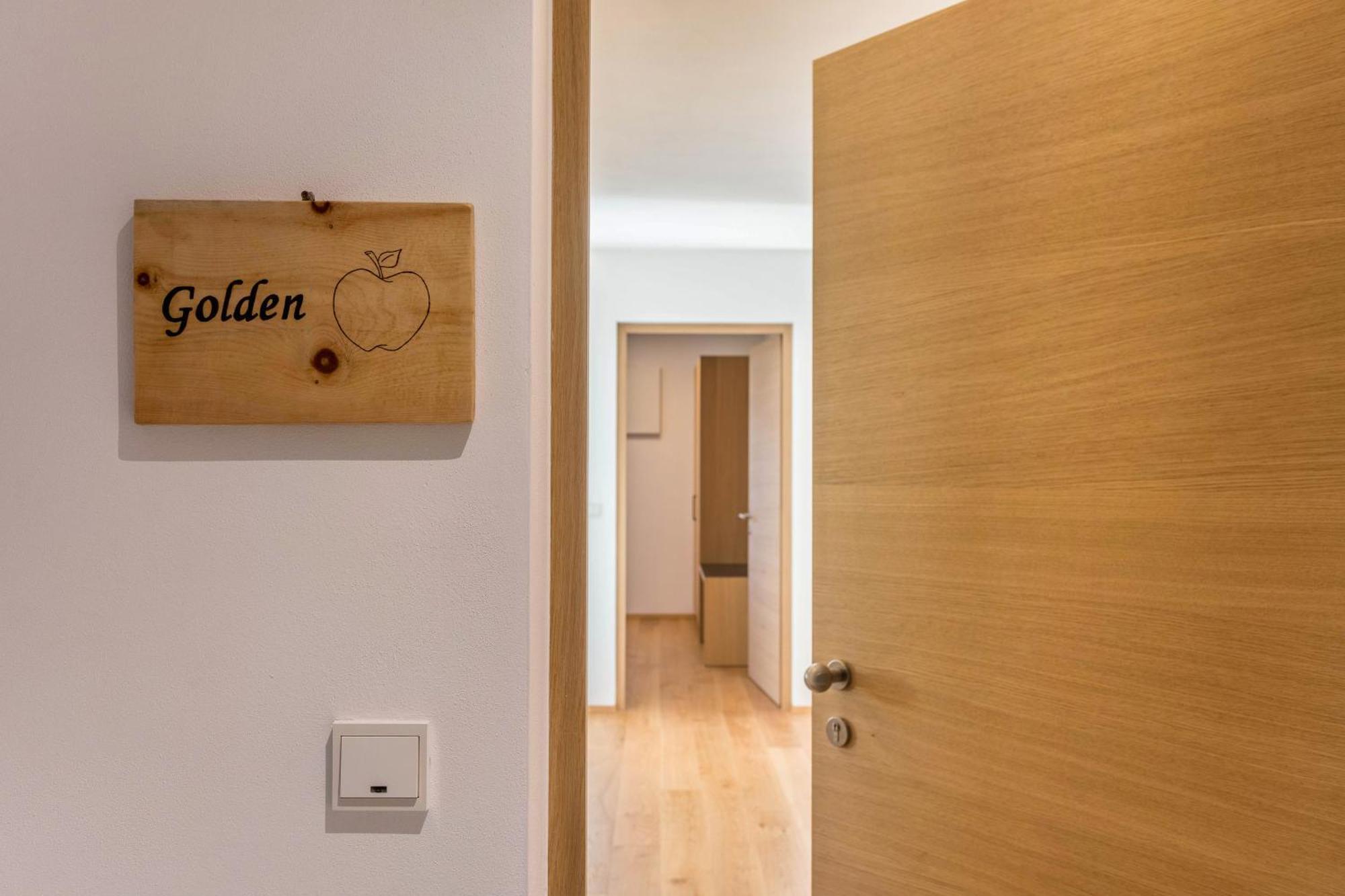 Ferienwohnungen Karin - Golden Termeno Zewnętrze zdjęcie